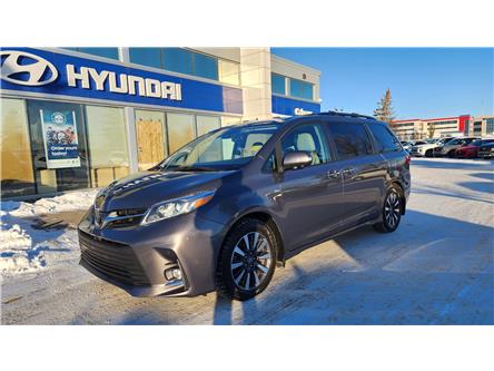 2018 Toyota Sienna XLE 7-Passenger (Stk: P202466) in Calgary - Image 1 of 23