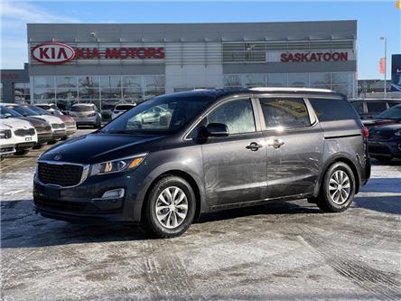 2020 Kia Sedona LX (Stk: F0139) in Saskatoon - Image 1 of 24