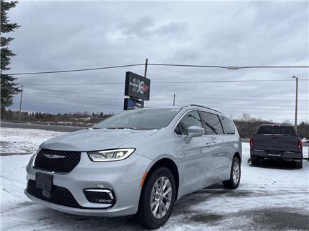 2022 Chrysler Pacifica Touring L (Stk: 8004) in Sudbury - Image 1 of 17