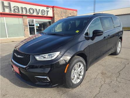 2022 Chrysler Pacifica Touring (Stk: 22-309) in Hanover - Image 1 of 15