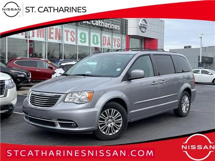 2016 Chrysler Town & Country Touring-L (Stk: P3334A) in St. Catharines - Image 1 of 17