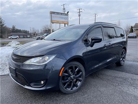 2020 Chrysler Pacifica Touring-L (Stk: -) in Kemptville - Image 1 of 35