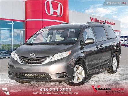 2017 Toyota Sienna  (Stk: B8120) in Calgary - Image 1 of 28