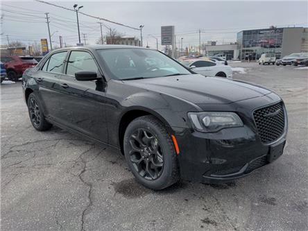 2023 Chrysler 300 Touring (Stk: 230095) in Windsor - Image 1 of 16