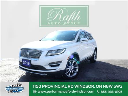 2019 Lincoln MKC Select (Stk: TR07106) in Windsor - Image 1 of 24