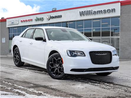 2023 Chrysler 300 Touring (Stk: 23-112) in Uxbridge - Image 1 of 22