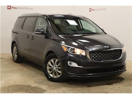 2020 Kia Sedona LX (Stk: T1049) in Yorkton - Image 1 of 37