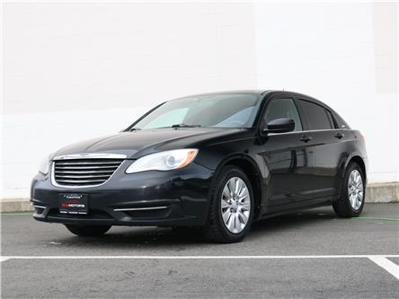 2013 Chrysler 200 LX (Stk: L642114A) in VICTORIA - Image 1 of 21