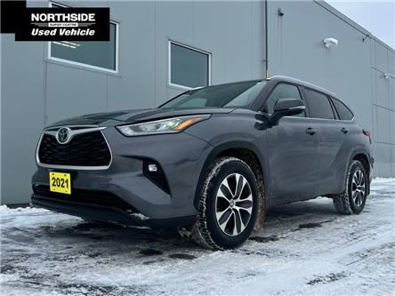 2021 Toyota Highlander XLE (Stk: P7450) in Sault Ste. Marie - Image 1 of 2