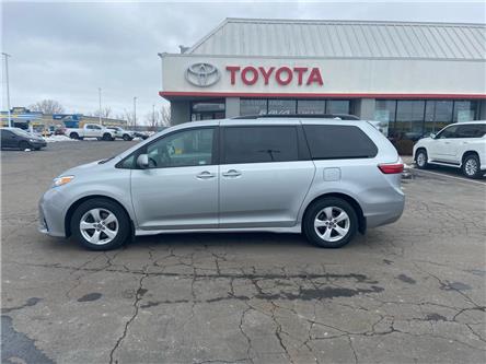 2020 Toyota Sienna LE 8-Passenger (Stk: P0062750) in Cambridge - Image 1 of 16