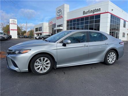 2020 Toyota Camry SE (Stk: 233013A) in Burlington - Image 1 of 21