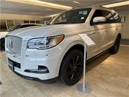 2023 Lincoln Navigator Reserve (Stk: 236473) in Vancouver - Image 1 of 11