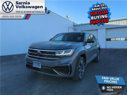 2023 Volkswagen Atlas Cross Sport 3.6 FSI Execline (Stk: V2367) in Sarnia - Image 1 of 29