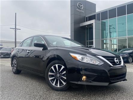 2017 Nissan Altima  (Stk: UM3115) in Chatham - Image 1 of 26