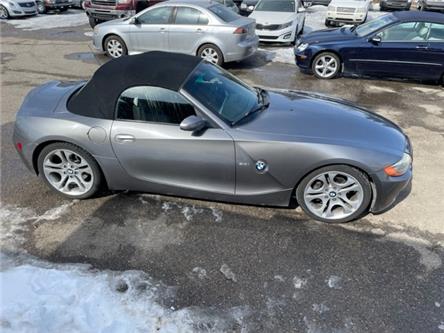 2003 BMW Z4 3.0i (Stk: T21233) in Calgary - Image 1 of 7
