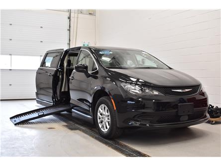2023 Chrysler Grand Caravan SXT (Stk: M23185) in London - Image 1 of 13
