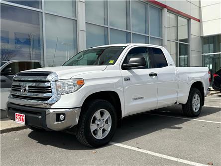 2017 Toyota Tundra SR5 Plus 5.7L V8 (Stk: TZ022A) in Cobourg - Image 1 of 25