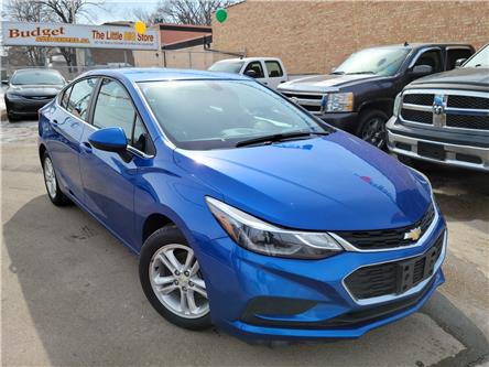 2018 Chevrolet Cruze LT Auto (Stk: BP2188C) in Saskatoon - Image 1 of 17