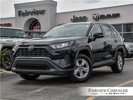 2019 Toyota RAV4 Hybrid LE (Stk: U19663) in Burlington - Image 1 of 31
