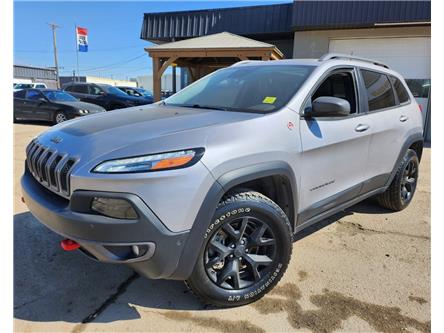 2018 Jeep Cherokee Trailhawk (Stk: P39330) in Saskatoon - Image 1 of 28