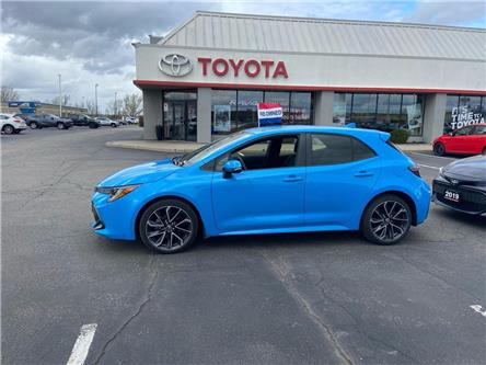 2019 Toyota Corolla Hatchback Base (Stk: P0063030) in Cambridge - Image 1 of 17