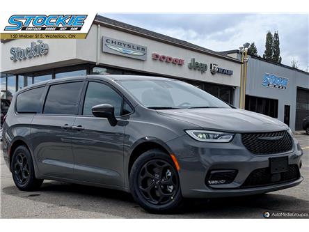 2023 Chrysler Pacifica Hybrid Touring-L (Stk: 40811) in Waterloo - Image 1 of 17