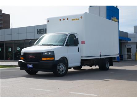 2020 GMC Savana Cutaway Work Van (Stk: 22178A) in Chatham - Image 1 of 18