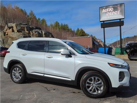 2020 Hyundai Santa Fe Essential 2.4  w/Safety Package (Stk: 13266R) in Sudbury - Image 1 of 28
