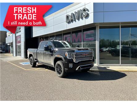 2022 GMC Sierra 2500HD Denali (Stk: 199999) in Medicine Hat - Image 1 of 13