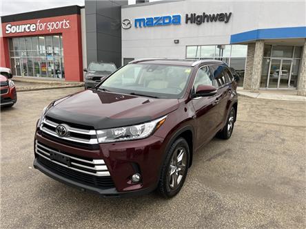 2017 Toyota Highlander Limited (Stk: A0520A) in Steinbach - Image 1 of 18
