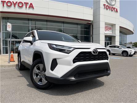 2022 Toyota RAV4 XLE (Stk: 11U2269) in Markham - Image 1 of 31