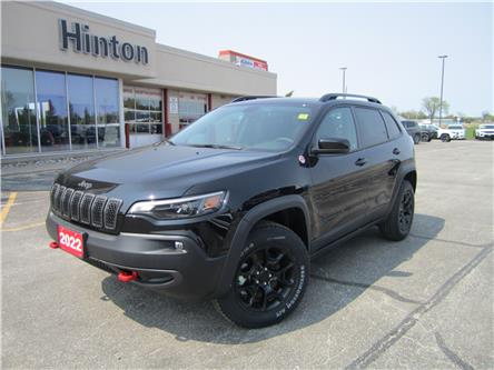 2022 Jeep Cherokee Trailhawk (Stk: 22272) in Perth - Image 1 of 18