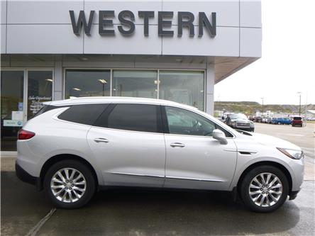 2018 Buick Enclave Premium (Stk: 82032-1) in Drumheller - Image 1 of 39