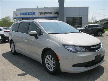 2019 Chrysler Pacifica Touring (Stk: 23043B) in Stratford - Image 1 of 28
