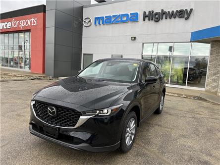 2023 Mazda CX-5 GS (Stk: M23108) in Steinbach - Image 1 of 18