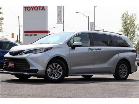 2022 Toyota Sienna LE 8-Passenger (Stk: 23422A) in Orangeville - Image 1 of 17