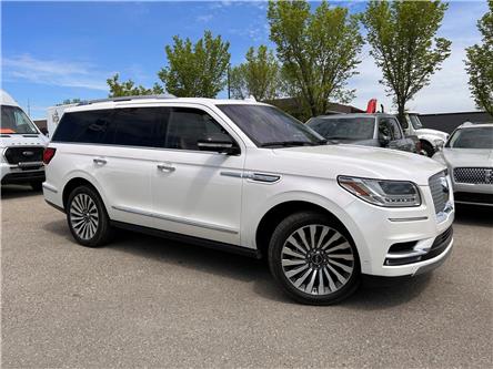 2018 Lincoln Navigator Reserve (Stk: 18423) in Calgary - Image 1 of 22
