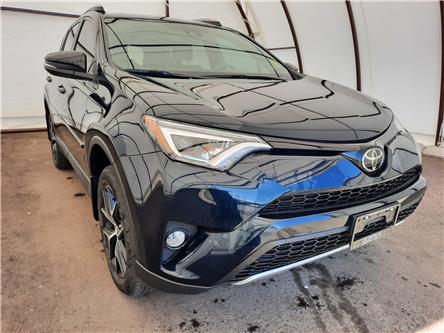 2018 Toyota RAV4 SE (Stk: 18811A) in Thunder Bay - Image 1 of 12