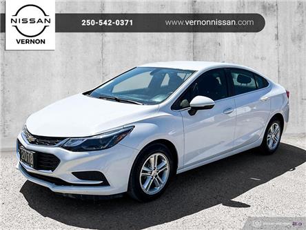2018 Chevrolet Cruze LT Auto (Stk: U196177) in Vernon - Image 1 of 35