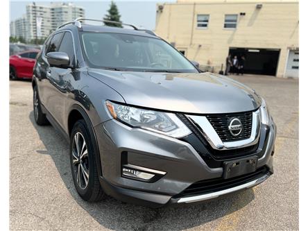 2020 Nissan Rogue SV in Thornhill - Image 1 of 6