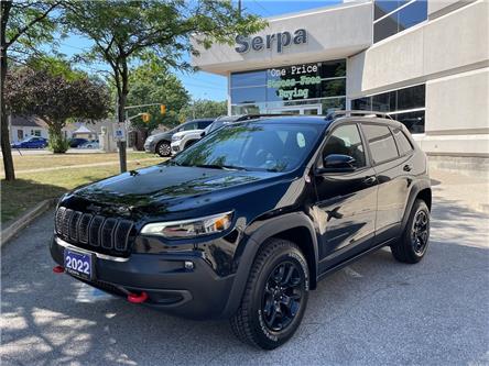 2022 Jeep Cherokee Trailhawk (Stk: 22-0190DT) in Toronto - Image 1 of 15