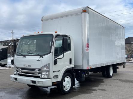 2018 Isuzu NRR Used Isuzu with Tailgate Loader (Stk: ST300427T) in Toronto - Image 1 of 15