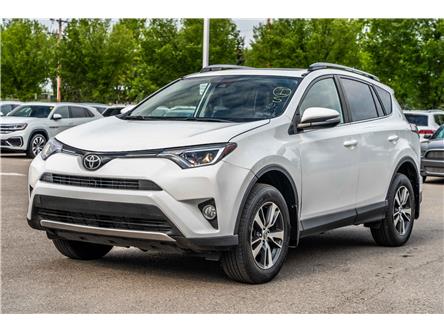 2018 Toyota RAV4 XLE (Stk: U0111) in Okotoks - Image 1 of 27