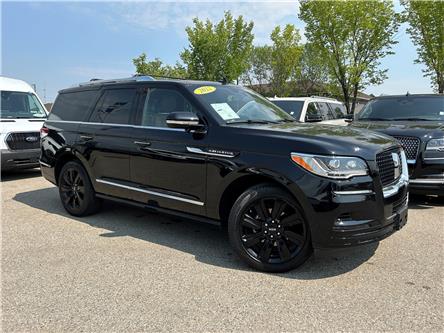 2022 Lincoln Navigator Reserve (Stk: 18527) in Calgary - Image 1 of 24