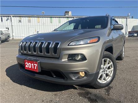 2017 Jeep Cherokee North (Stk: R003B) in Thunder Bay - Image 1 of 18
