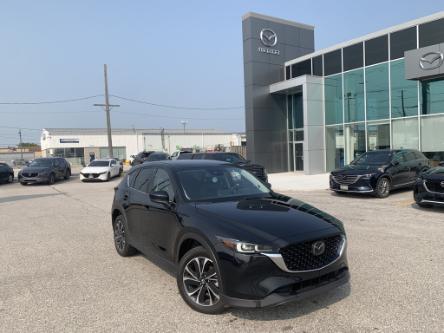 2022 Mazda CX-5 GT (Stk: UM3209) in Chatham - Image 1 of 25