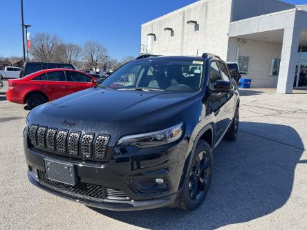 2023 Jeep Cherokee Altitude (Stk: 23-082) in Sarnia - Image 1 of 14