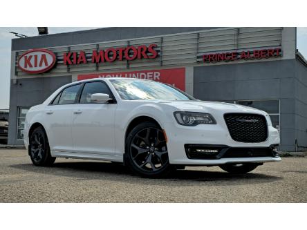 2021 Chrysler 300 S (Stk: P1042) in Prince Albert - Image 1 of 29