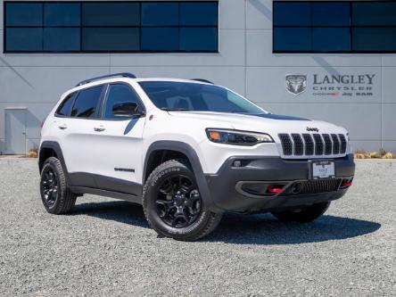2023 Jeep Cherokee Trailhawk (Stk: P115880) in Surrey - Image 1 of 21