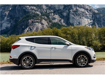 2017 Hyundai Santa Fe Sport 2.0T Limited (Stk: R1N374905A) in Squamish - Image 1 of 22
